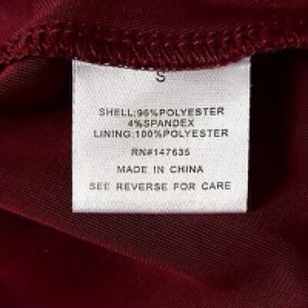 #19…$155. Romeo and Juliet Couture Burgundy Velvet Cold Shoulder Open Back - Picture 7 of 8